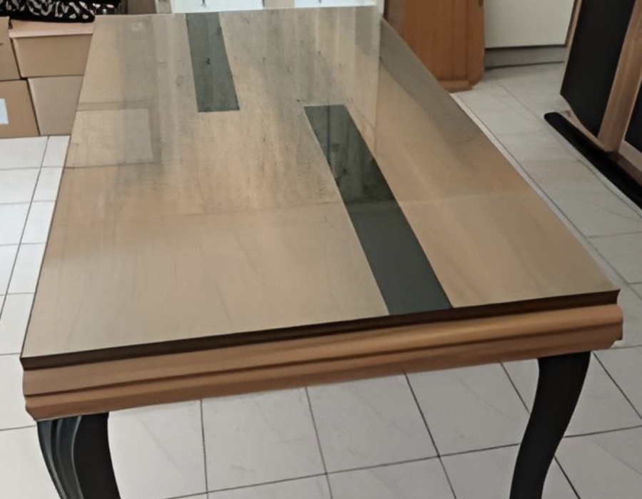 Personnalisation d'une table à Attignat