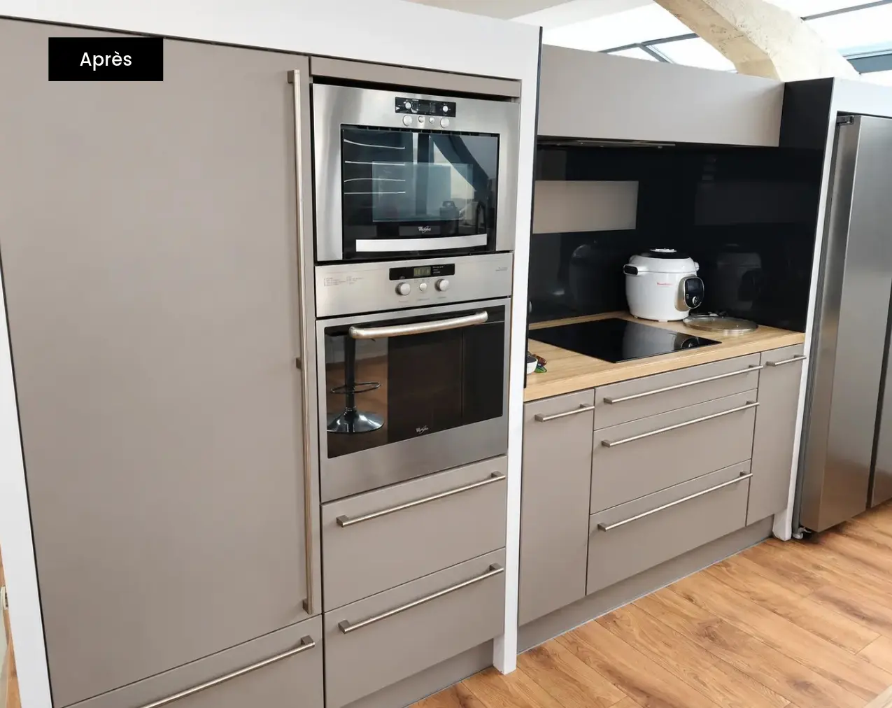 Relooking cuisine noir brillant en gris mat